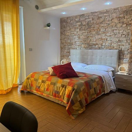 B&B Palazzo Del Toro Montesilvano Exterior photo